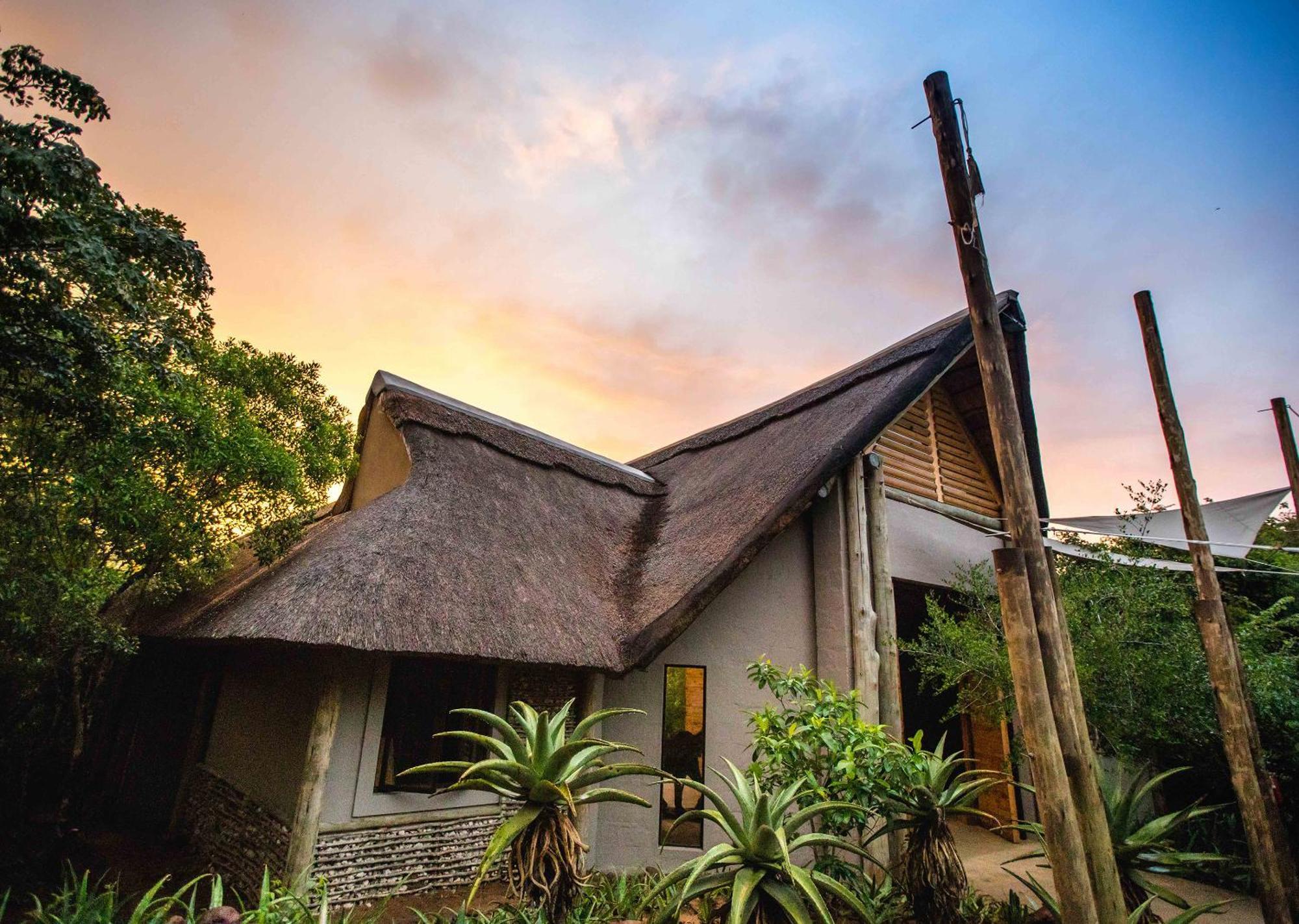 Royal Thonga Safari Lodge Sihangwane Ngoại thất bức ảnh